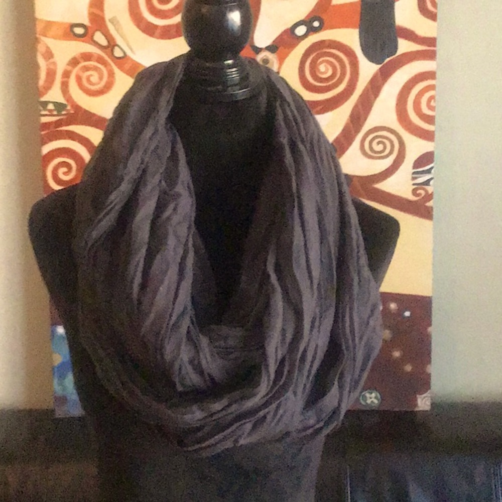Grey infinity scarf